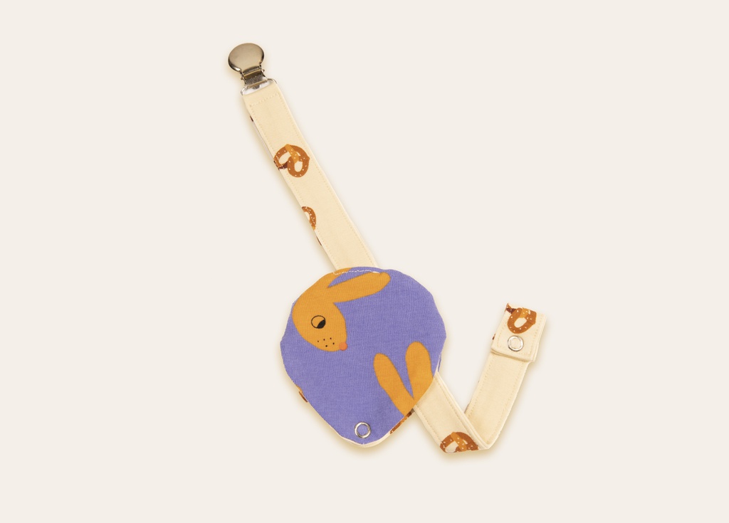 Pipa Pacifier holder
